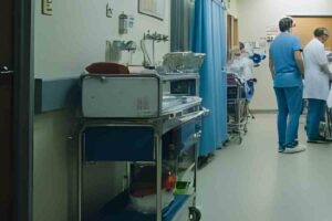 corsia di un ospedale pediatrico