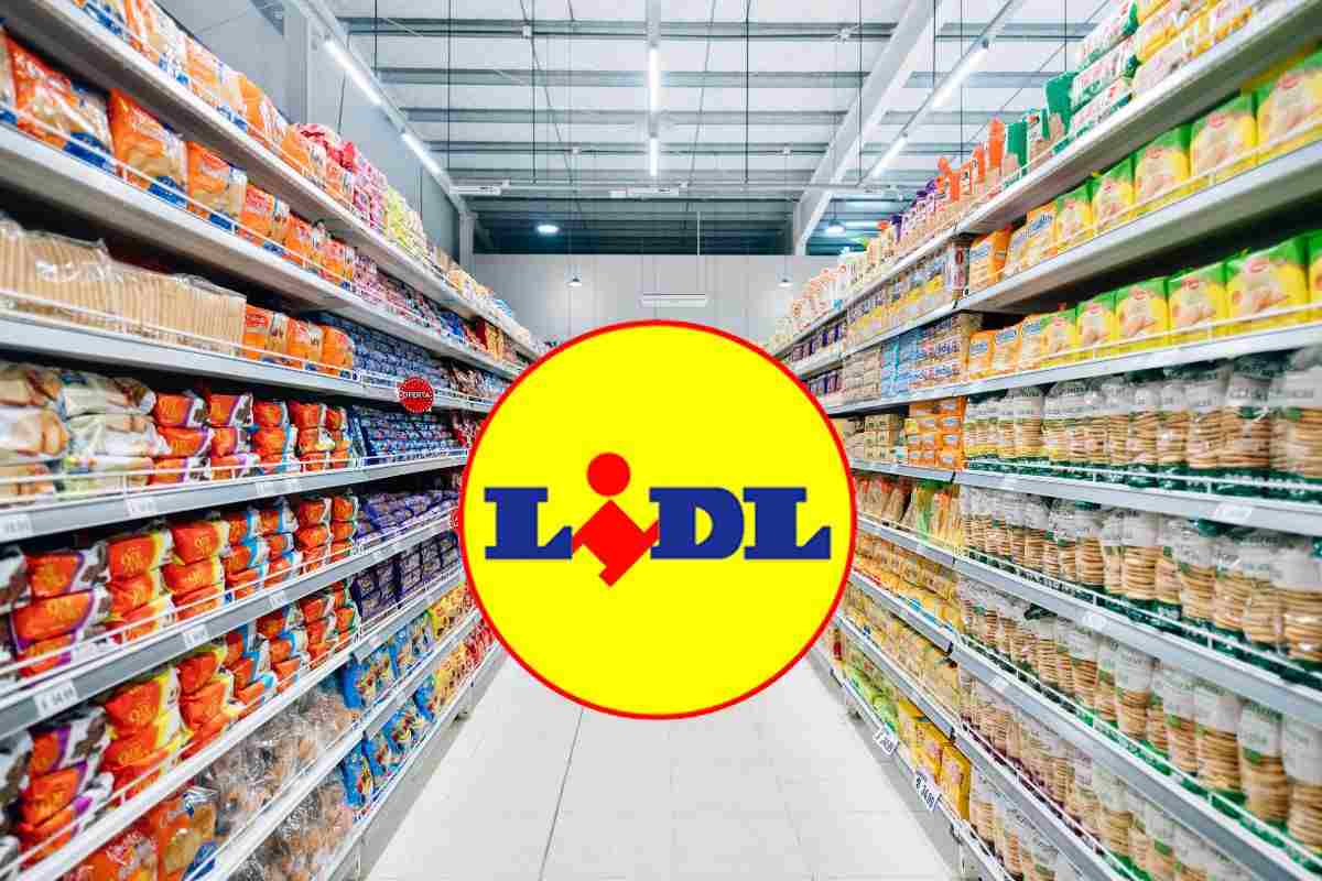 una corsia di un supermercato e la scritta lidl